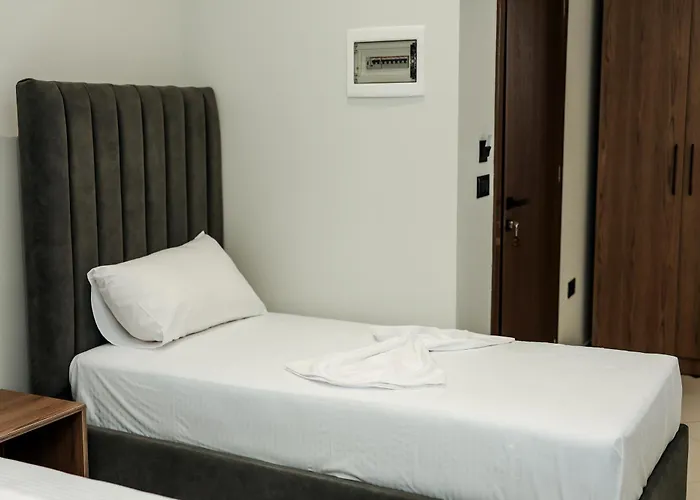 Hotell Oli 3*